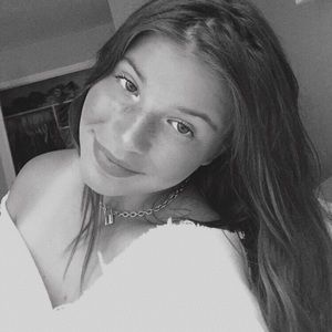 Meet your Posher, Gabby